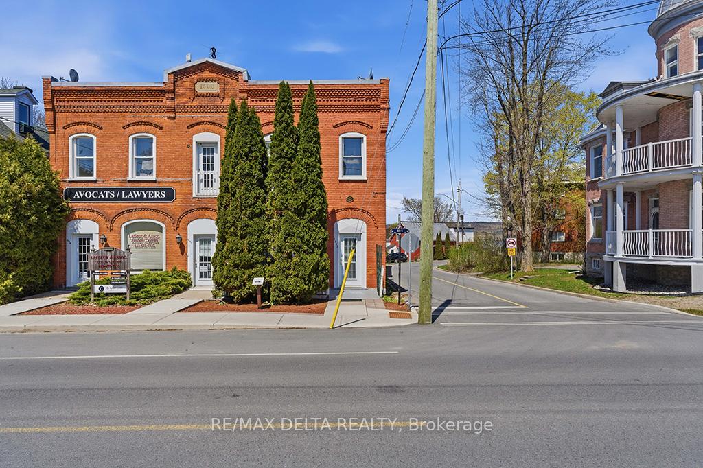 1040-1042-king-street-champlain-ontario-x13164620