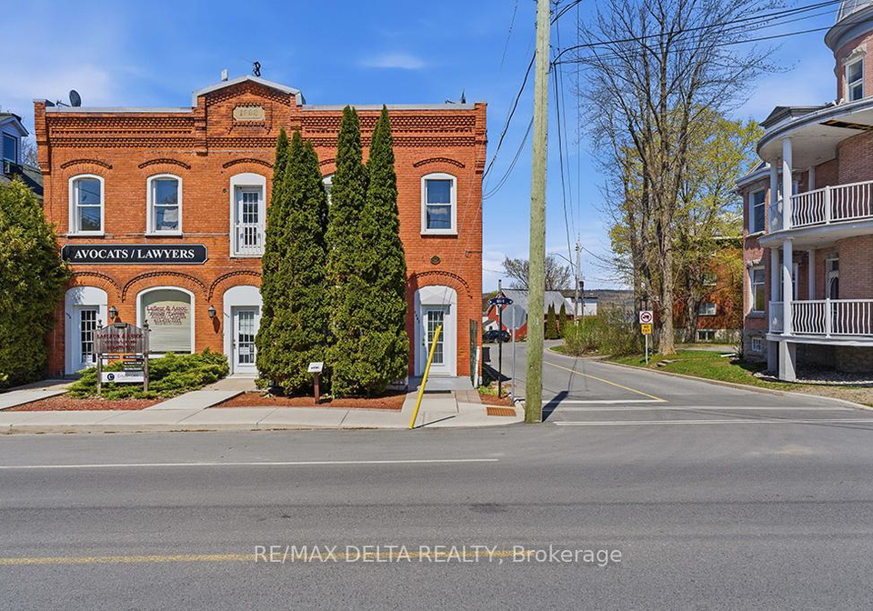 1040-1042-king-street-champlain-ontario-x13164620