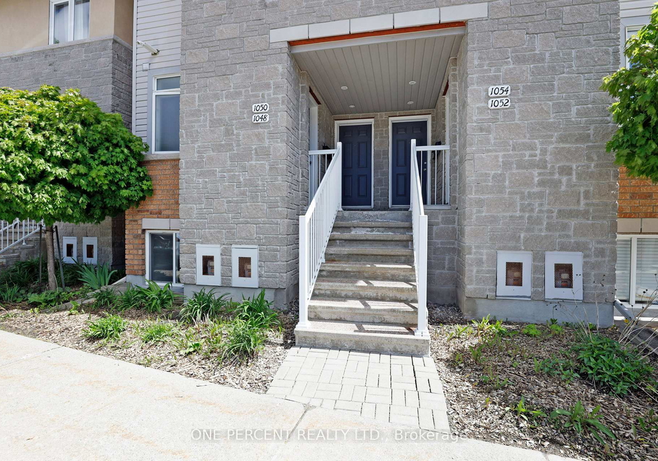 1048-redtail-private-ottawa-ontario-x13164624