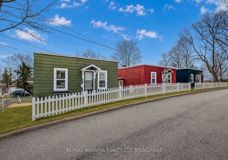 8-catharine-street-port-colborne-ontario-x13164686