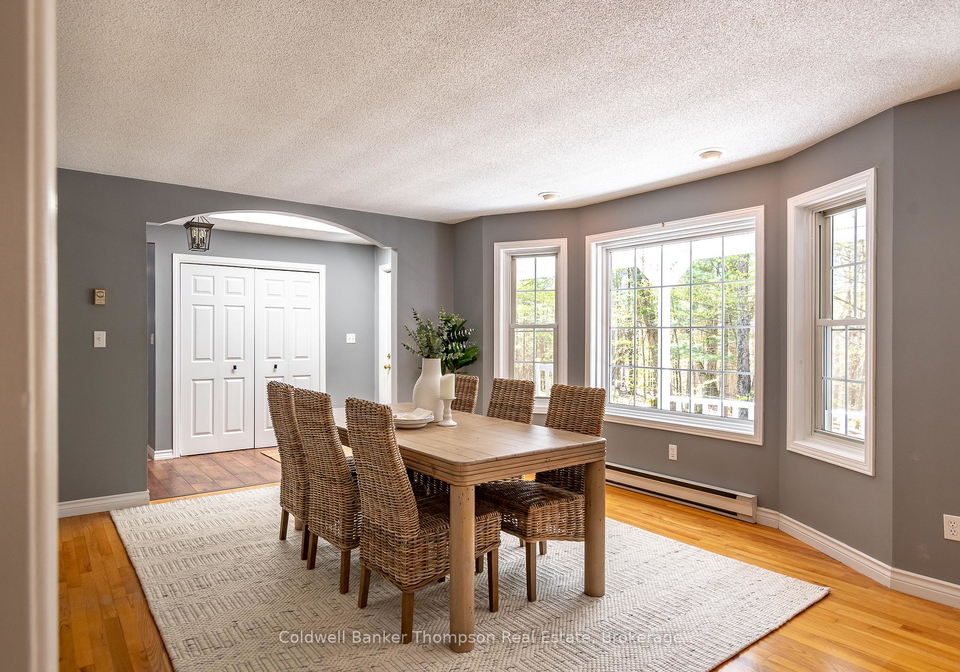 1015-walkers-glenn-crescent-lake-of-bays-ontario-x13164844
