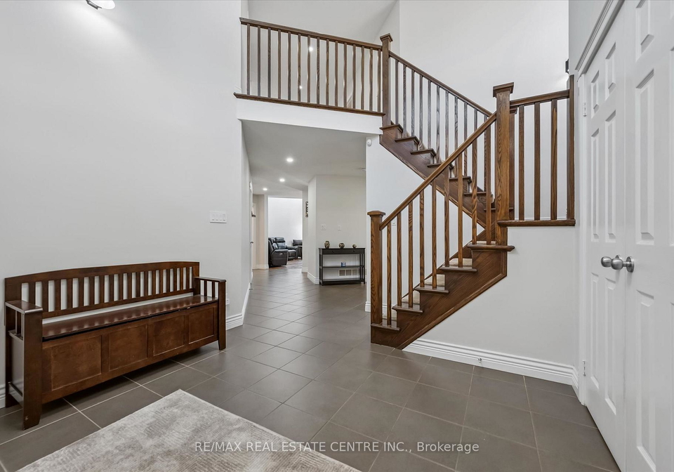 114-isaac-shantz-drive-wilmot-ontario-x13164996