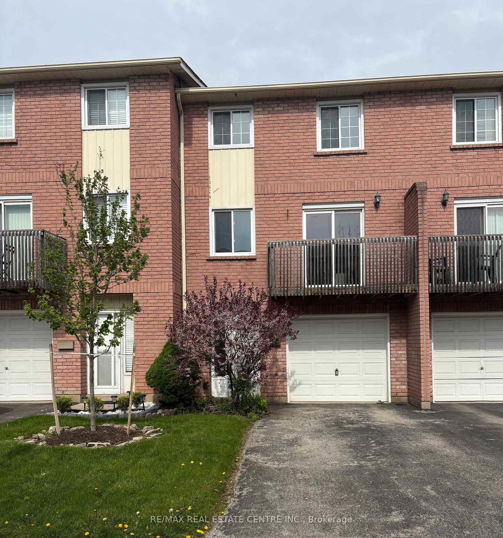 2heritage-drive-hamilton-ontario-x13165024