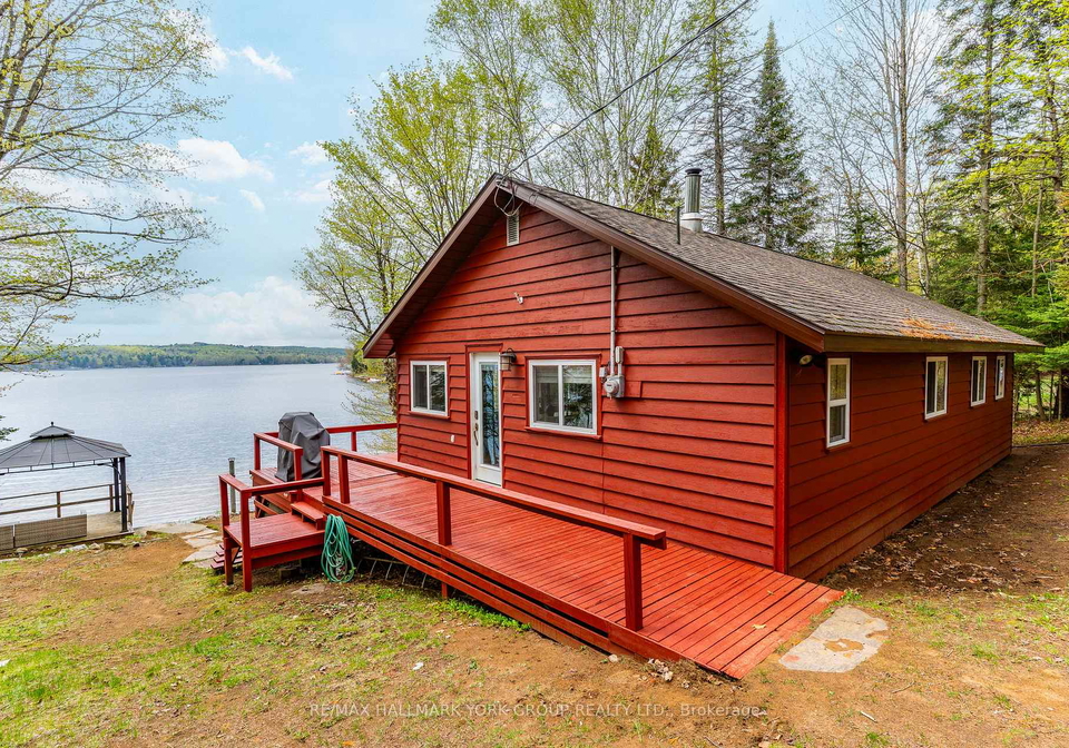 1040-ted-carr-lane-algonquin-highlands-ontario-x13165036