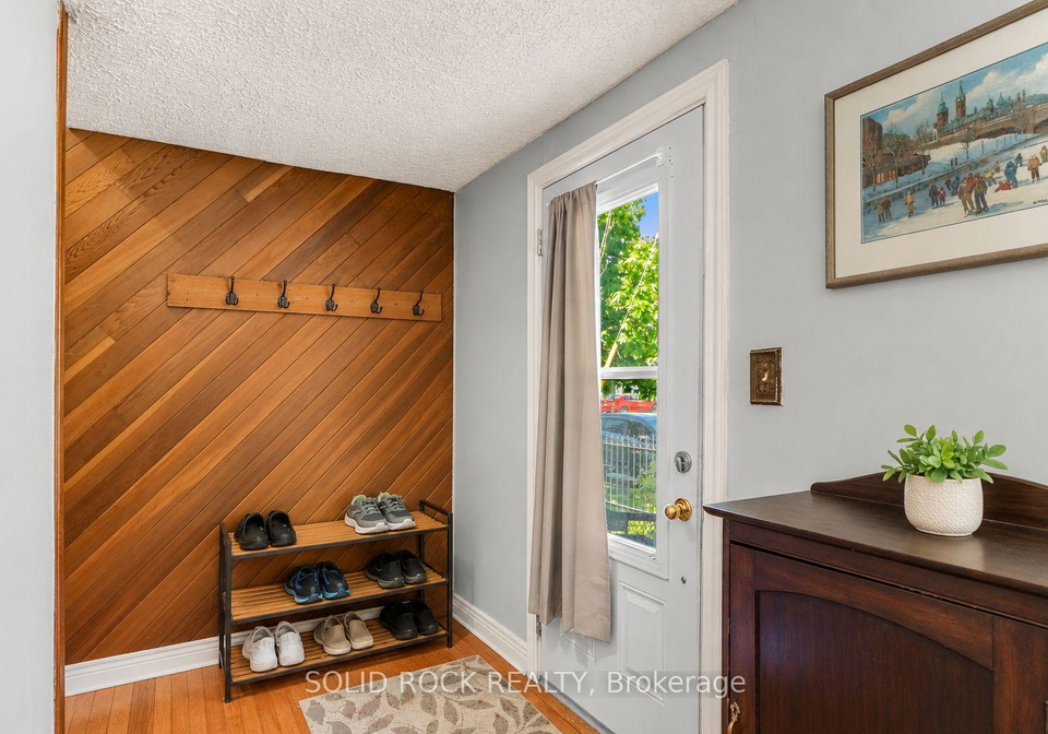 6-oxford-street-w-north-grenville-ontario-x13165084