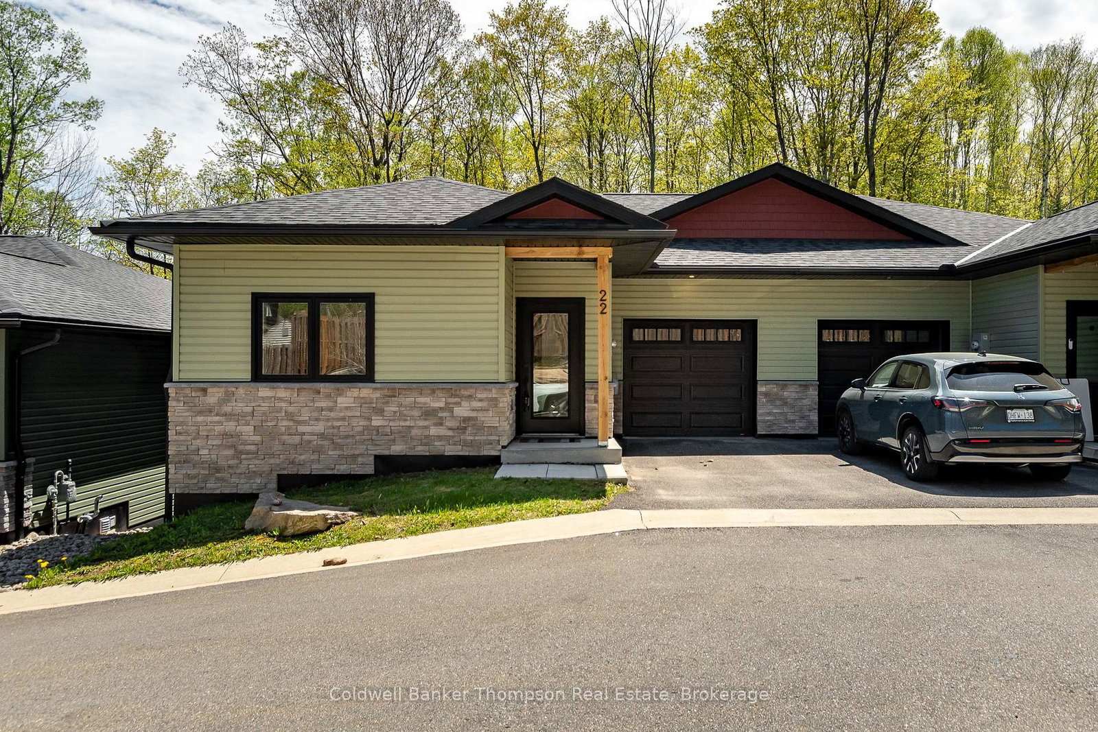 22-ertler-lane-huntsville-ontario-x13165092