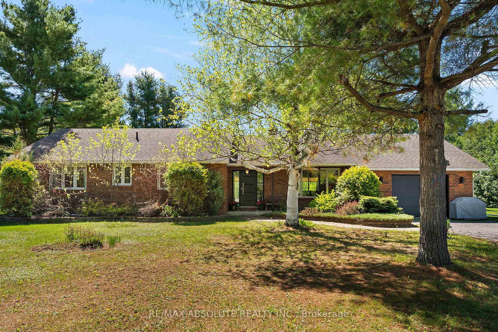 213-calabogie-road-mcnabbraeside-ontario-x13165172