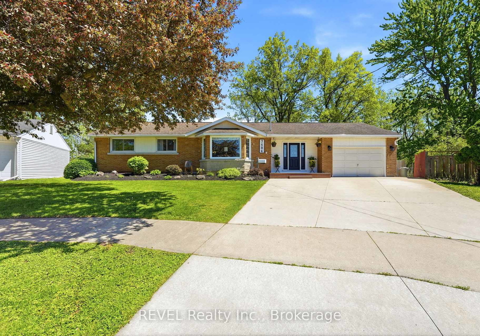 7484-merritt-avenue-niagara-falls-ontario-x13165282