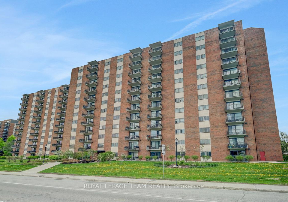 1465-baseline-road-ottawa-ontario-x13165346