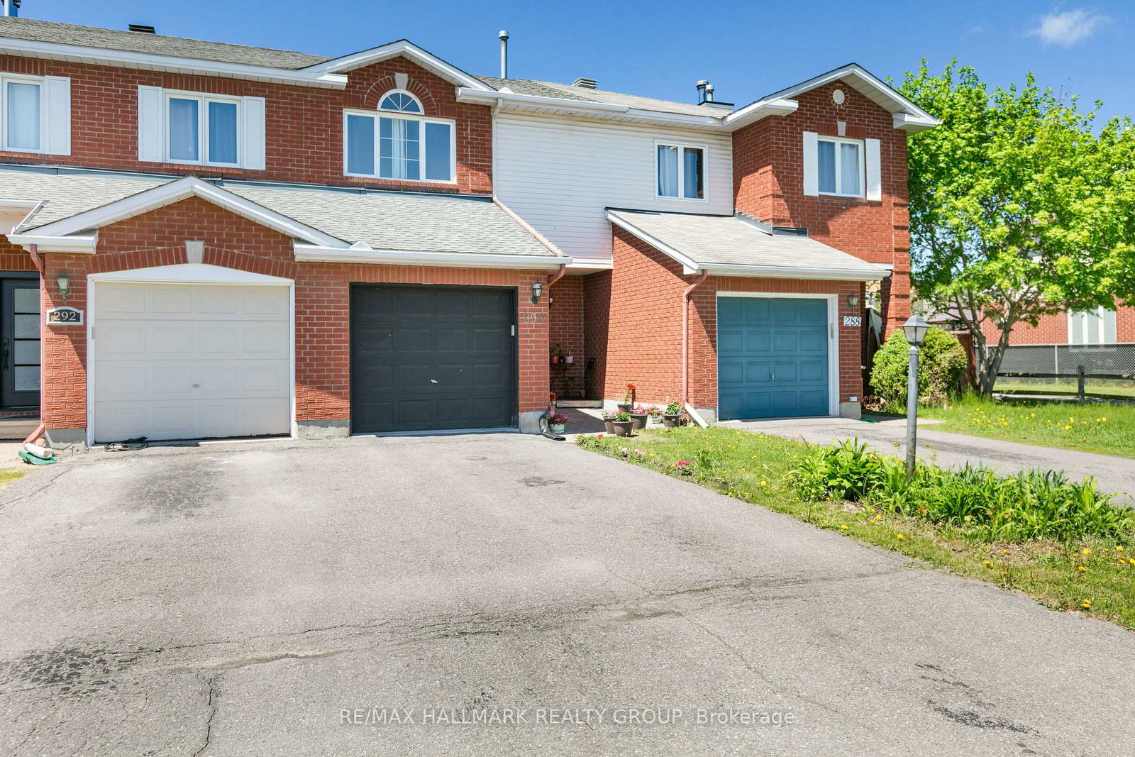 290-stoneway-drive-ottawa-ontario-x13165356