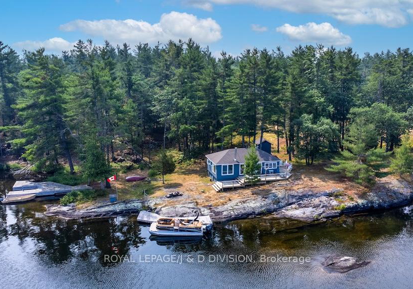 4446-is-107-stoney-lake-island-north-kawartha-ontario-x13165452