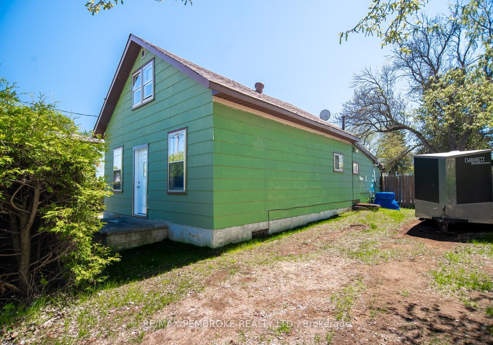 1008-bronx-street-pembroke-ontario-x13165478