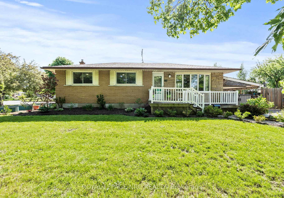 10-ancaster-boulevard-st-catharines-ontario-x13165616