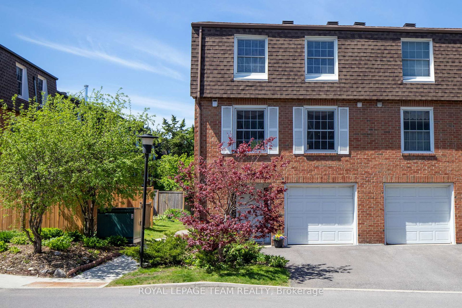 8-moorside-private-ottawa-ontario-x13165626