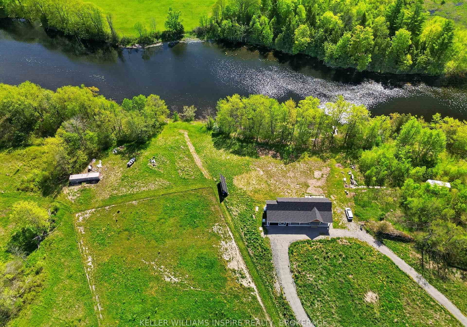 939-sheffield-lane-leeds-and-the-thousand-islands-ontario-x13165780