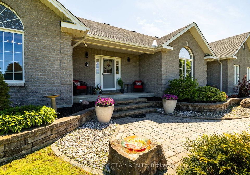 10-balmoral-street-north-grenville-ontario-x13165880