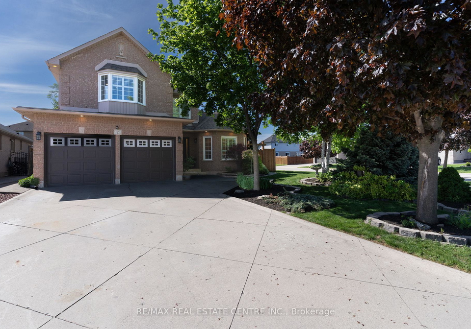 2-orvieto-court-hamilton-ontario-x13166248