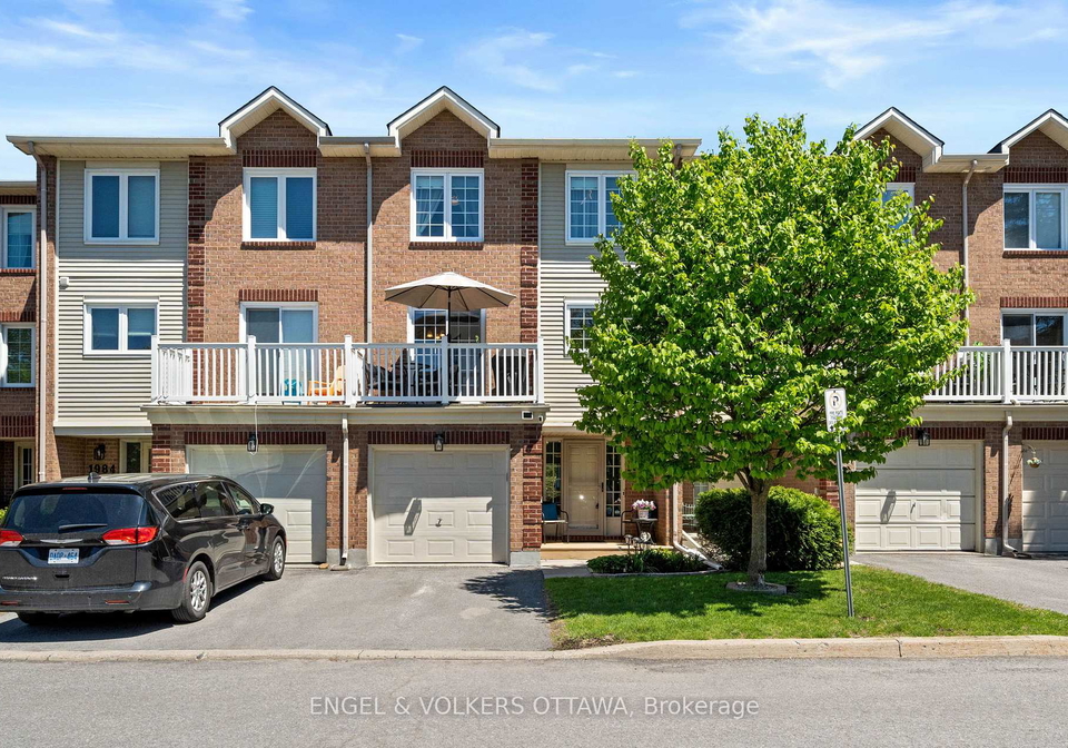 1986-summerfields-crescent-ottawa-ontario-x13166294