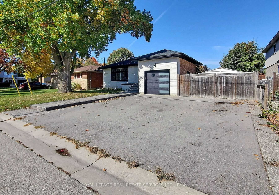 4-mcmaster-avenue-hamilton-ontario-x13166382