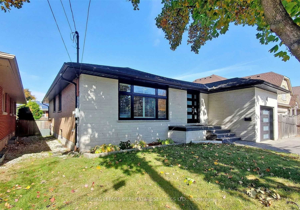 4-mcmaster-avenue-hamilton-ontario-x13166382