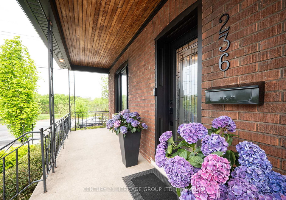 236-macaulay-street-e-hamilton-ontario-x13166462