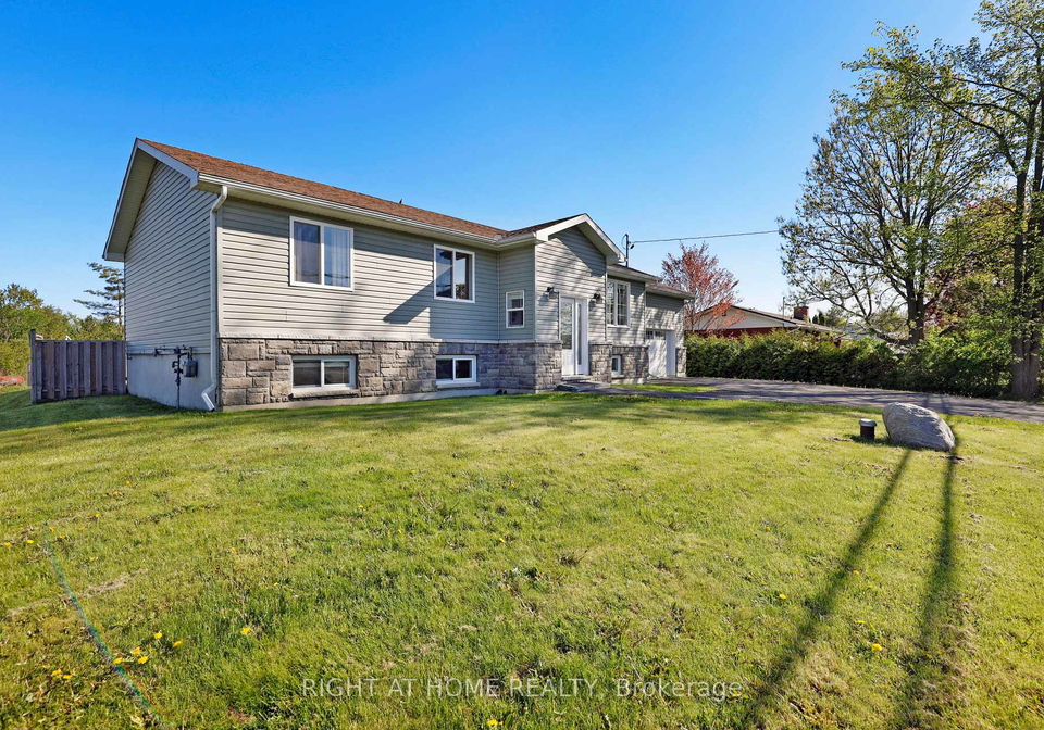 8344-victoria-street-ottawa-ontario-x13166932