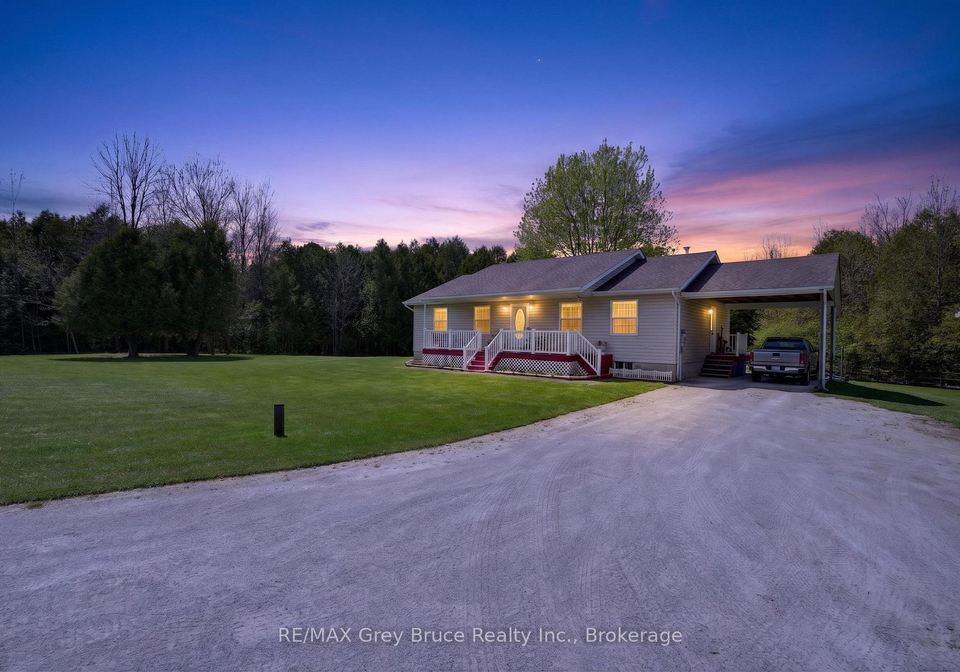 259106-sarawak-keppel-townline-w-georgian-bluffs-ontario-x13167000