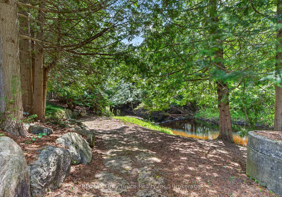 259106-sarawak-keppel-townline-w-georgian-bluffs-ontario-x13167000