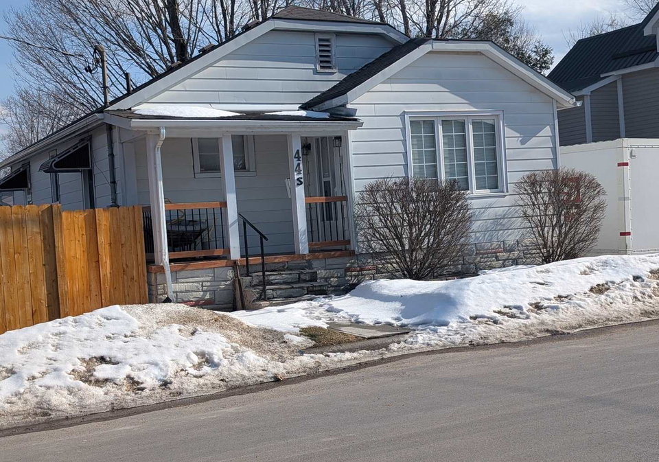44-macdonald-street-s-arnprior-ontario-x13167076