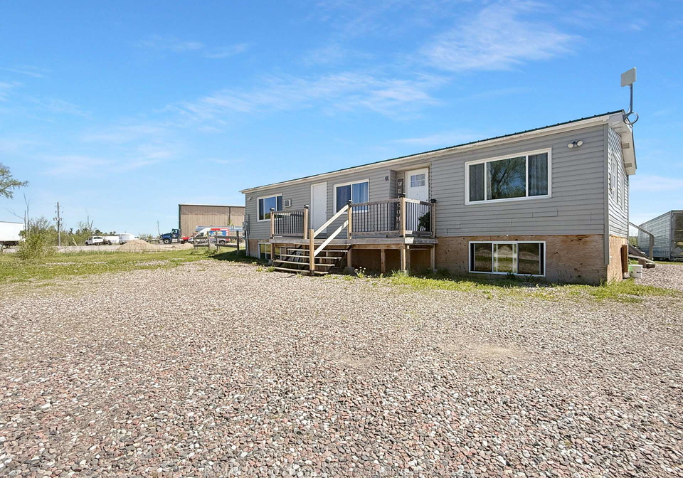 211-elliott-crescent-renfrew-ontario-x13167384