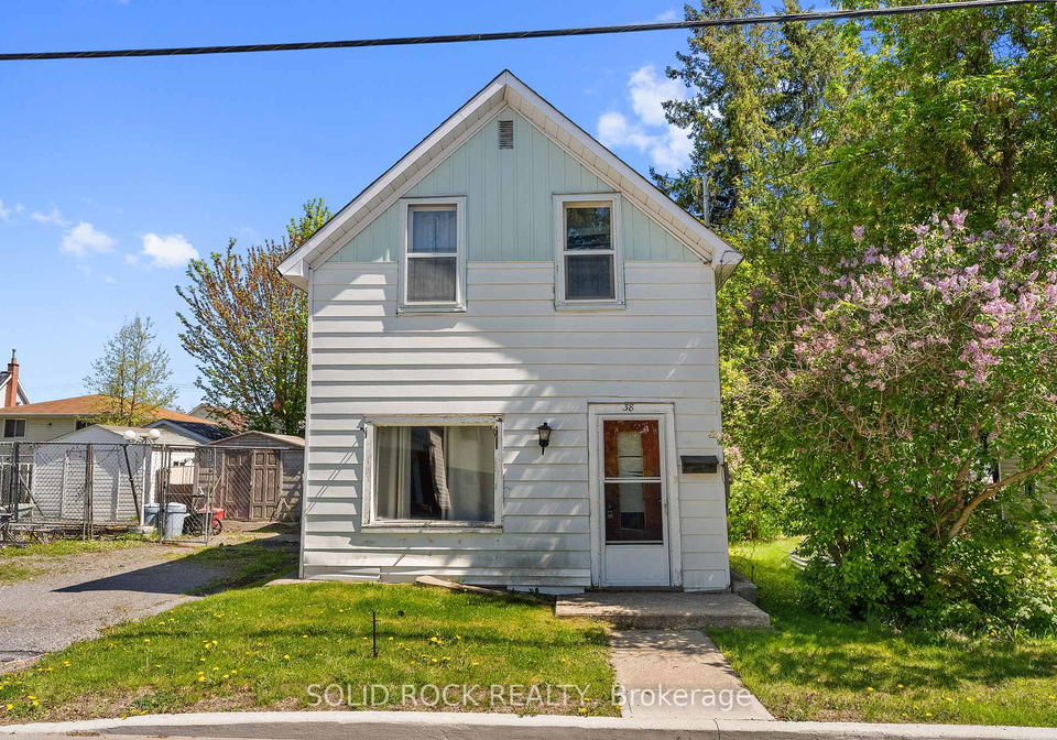 38-hugh-street-s-arnprior-ontario-x13167416