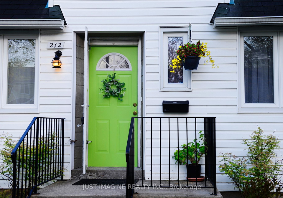 212-lennox-park-avenue-ottawa-ontario-x13167532