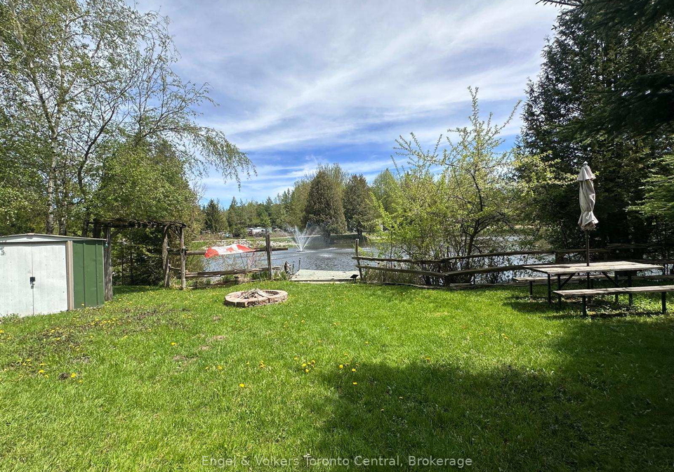 7489-sideroad-5-e-wellington-north-ontario-x13167564