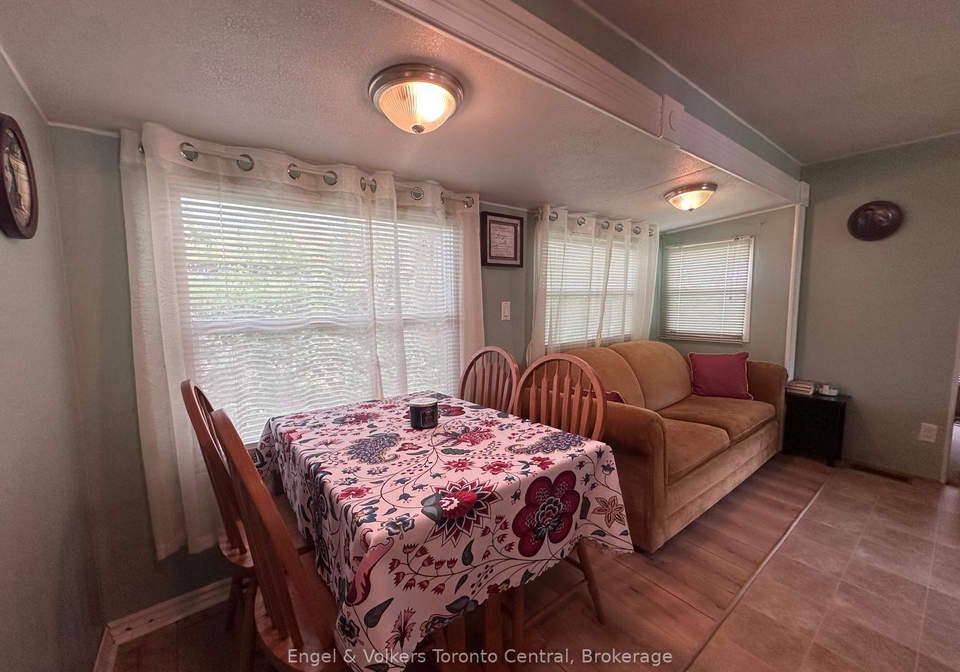 7489-sideroad-5-e-wellington-north-ontario-x13167564