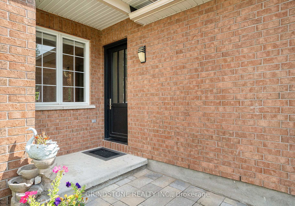 95-evanshen-crescent-kanata-ontario-x13167576