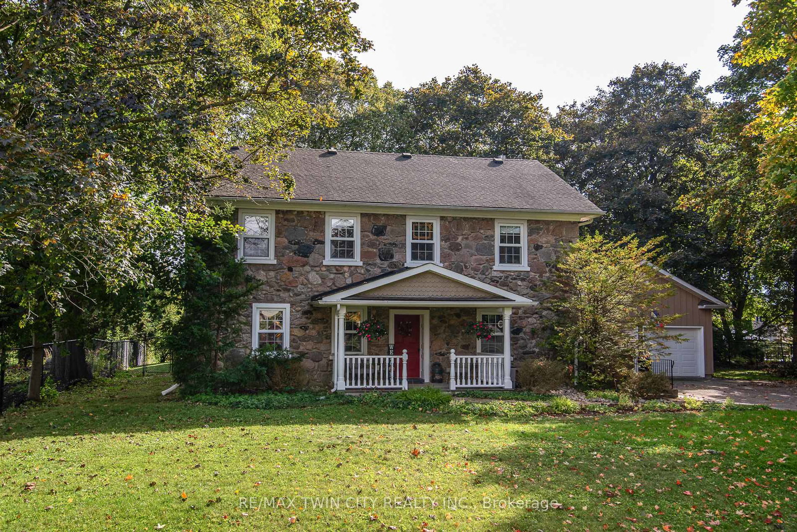 274-woodridge-drive-wilmot-ontario-x13167822