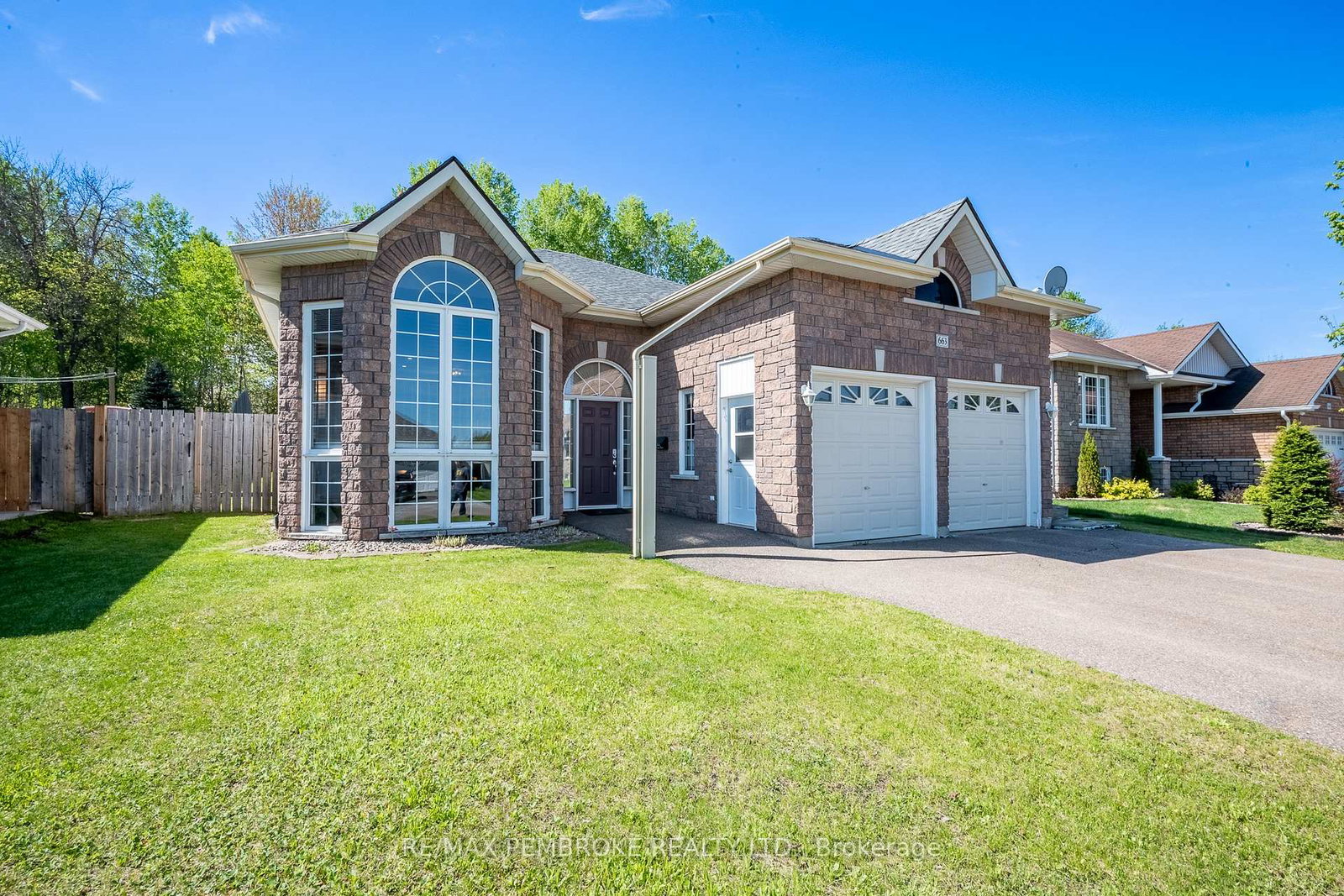663-fairview-avenue-s-laurentian-valley-ontario-x13167868
