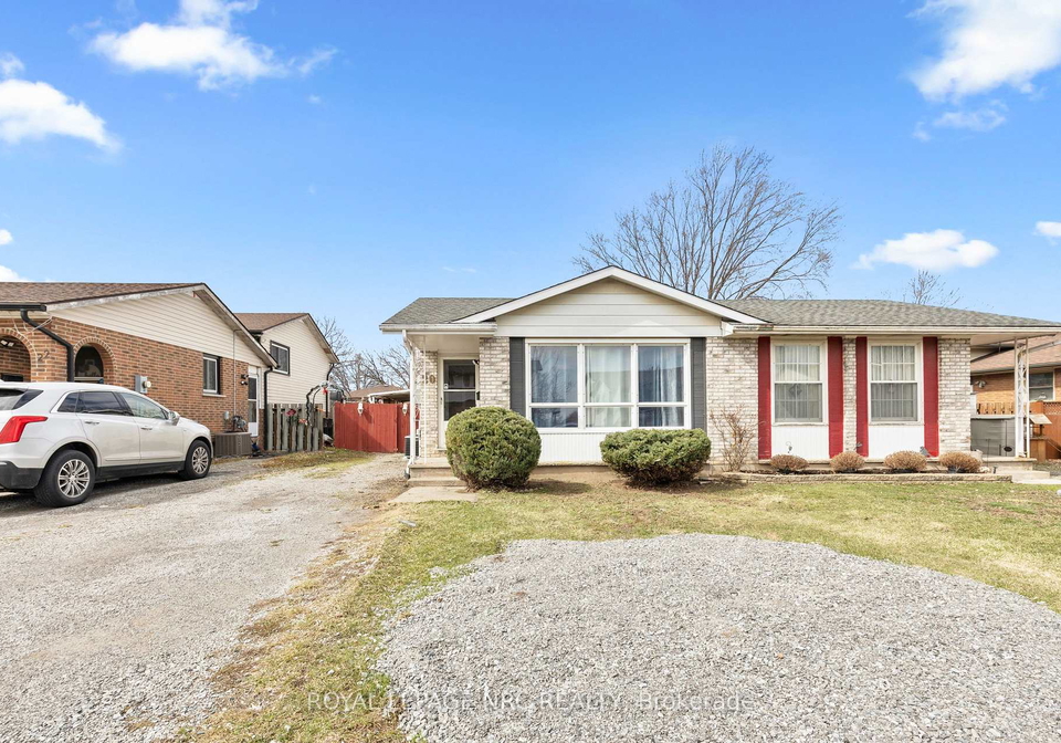 20-canterbury-drive-st-catharines-ontario-x13167954