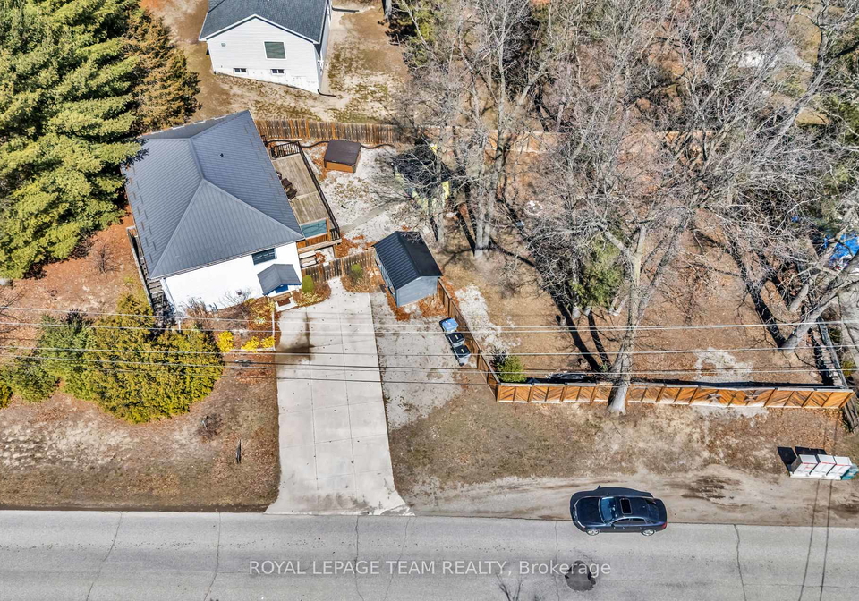 7706-alfred-street-lambton-shores-ontario-x13168118