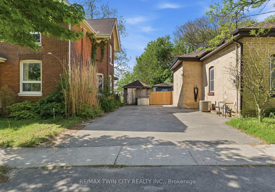 119-east-avenue-e-brantford-ontario-x13168224