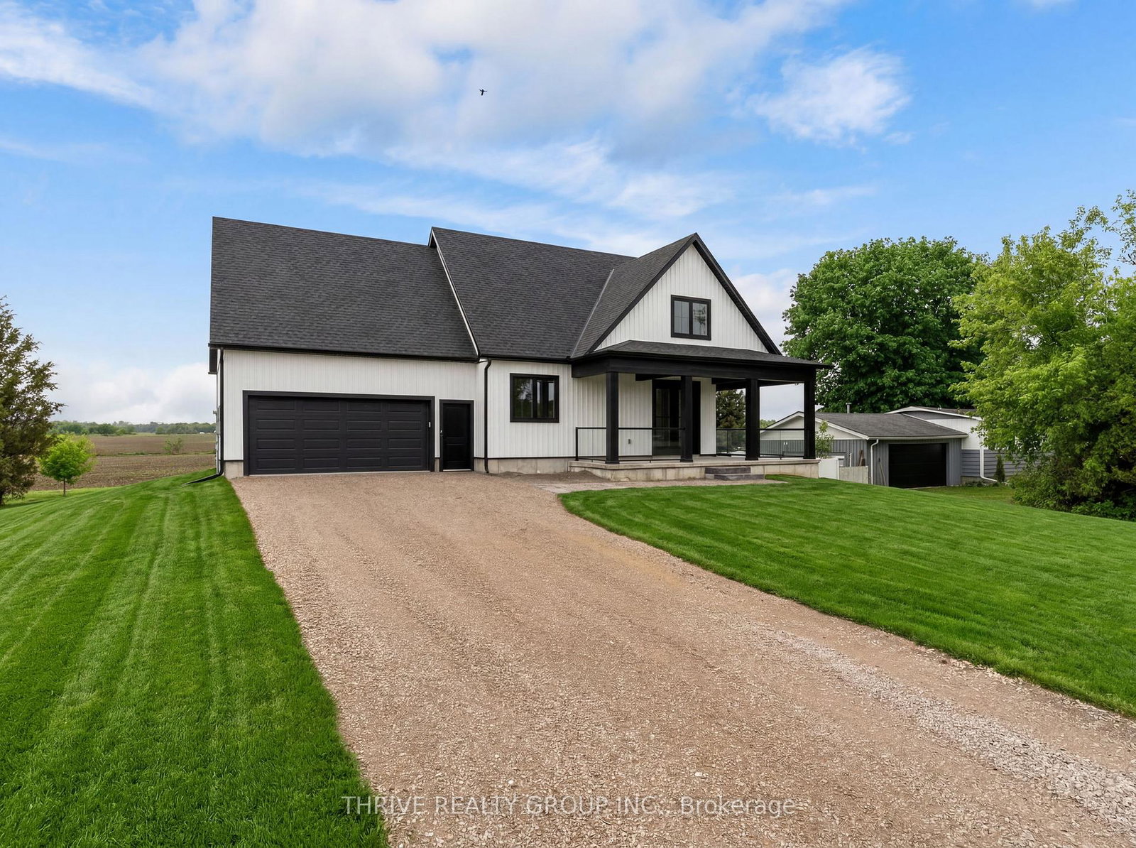 9887-eric-street-lambton-shores-ontario-x13168494