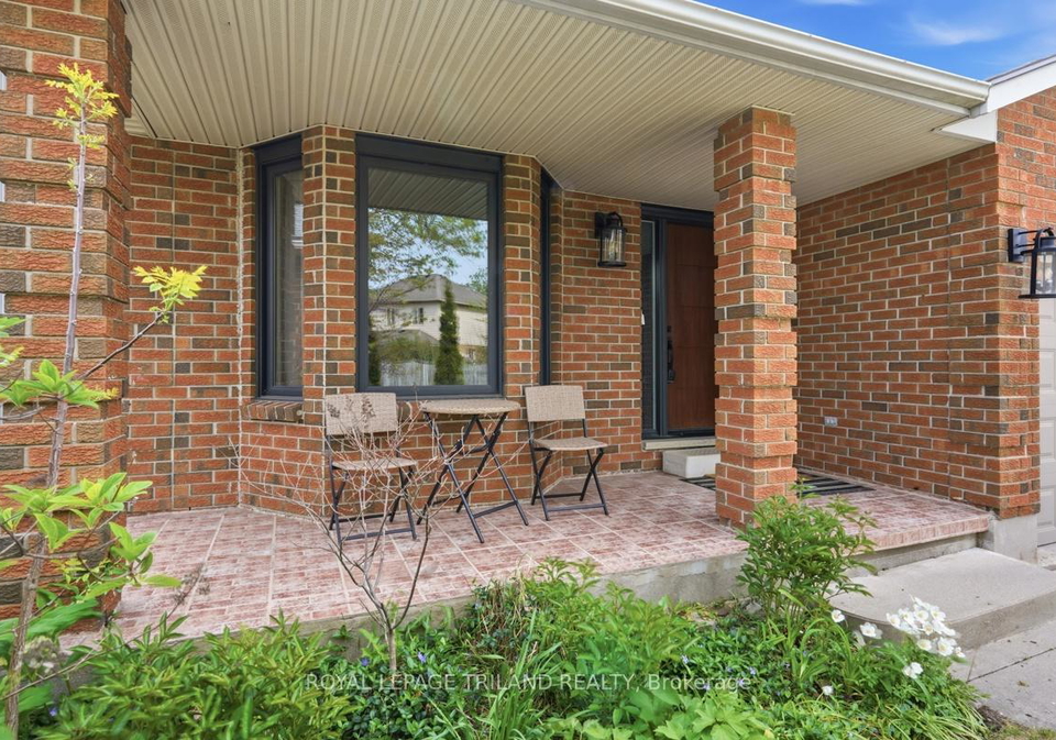 1098-lawson-road-london-north-ontario-x13168548