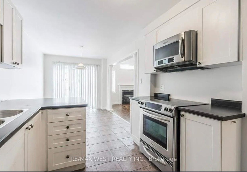 36-haynes-court-niagara-on-the-lake-ontario-x13168676