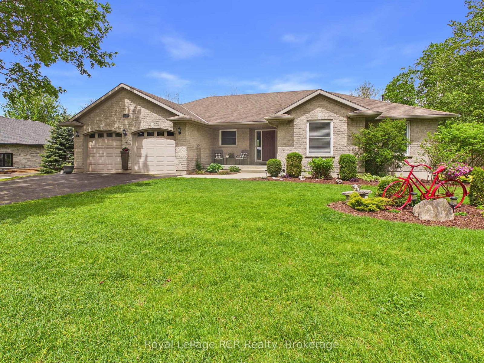75-alfred-street-w-north-huron-ontario-x13168714