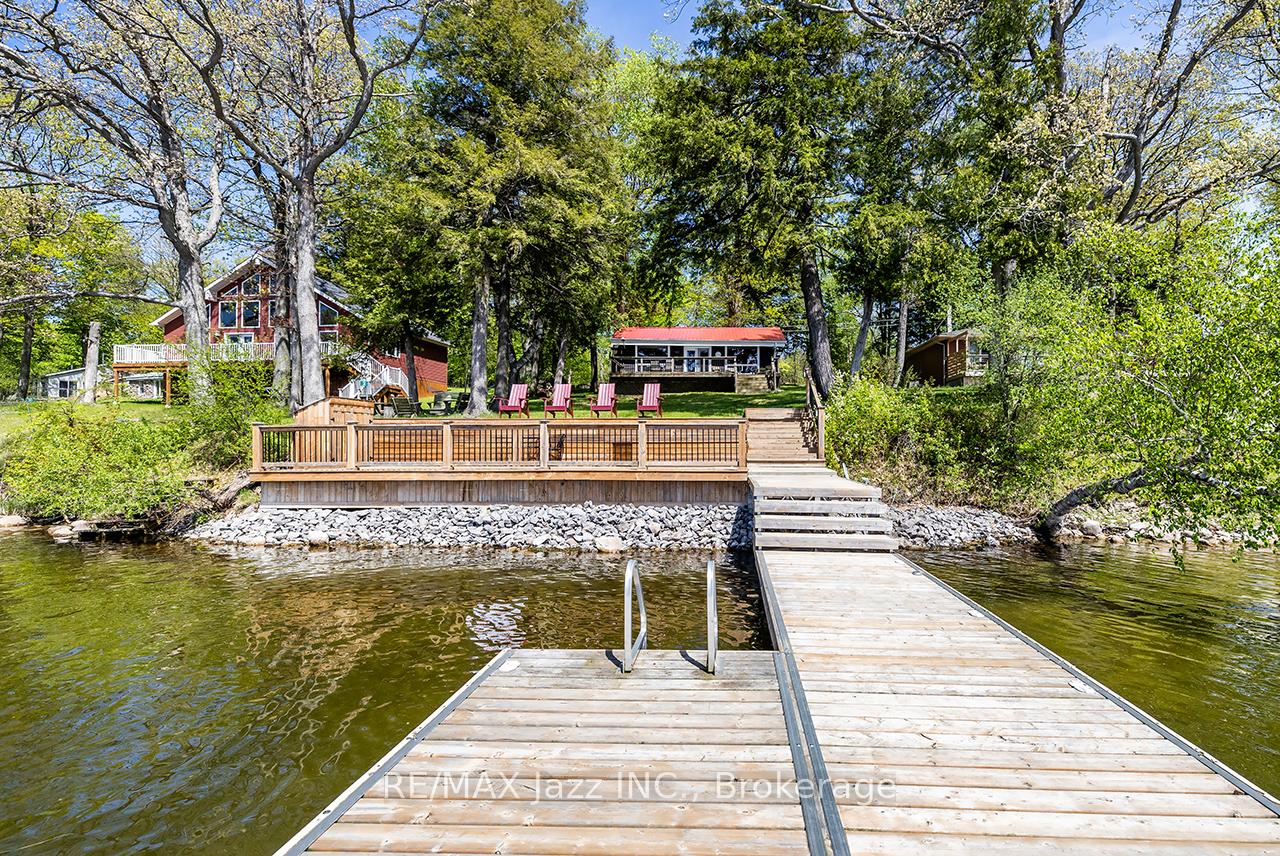 31-long-island-otonabee-south-monaghan-ontario-x13168722
