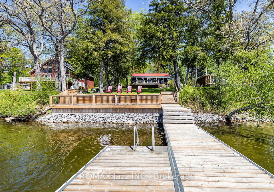 31-long-island-otonabee-south-monaghan-ontario-x13168722