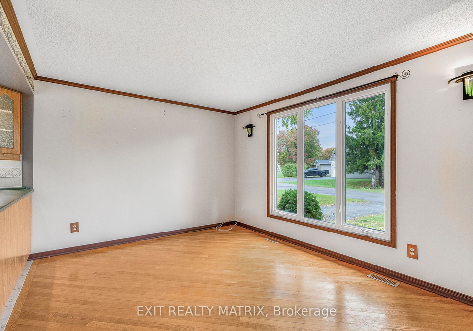 29-louise-crescent-russell-ontario-x13168824