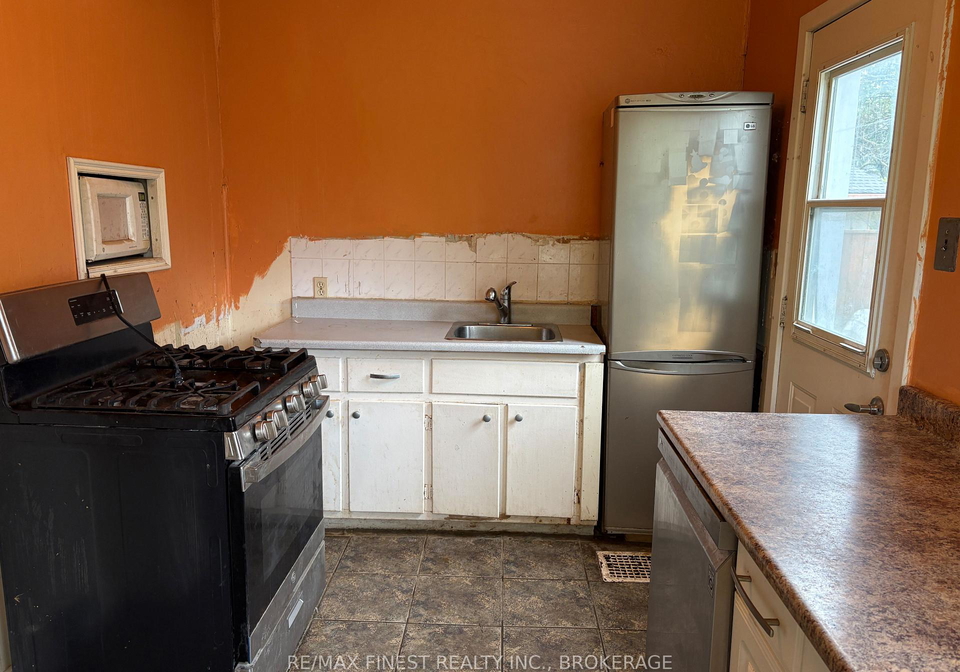 7-alamein-drive-kingston-ontario-x13168942