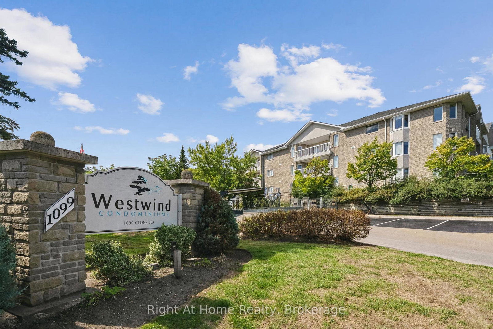 1099-clonsilla-avenue-peterborough-ontario-x13169052