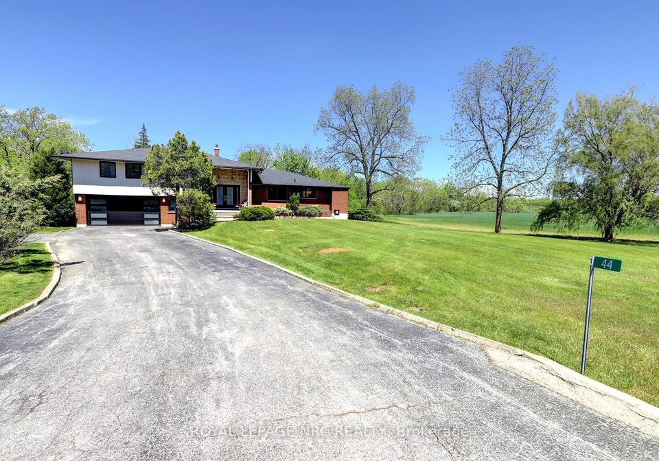 44-fifty-road-hamilton-ontario-x13169242